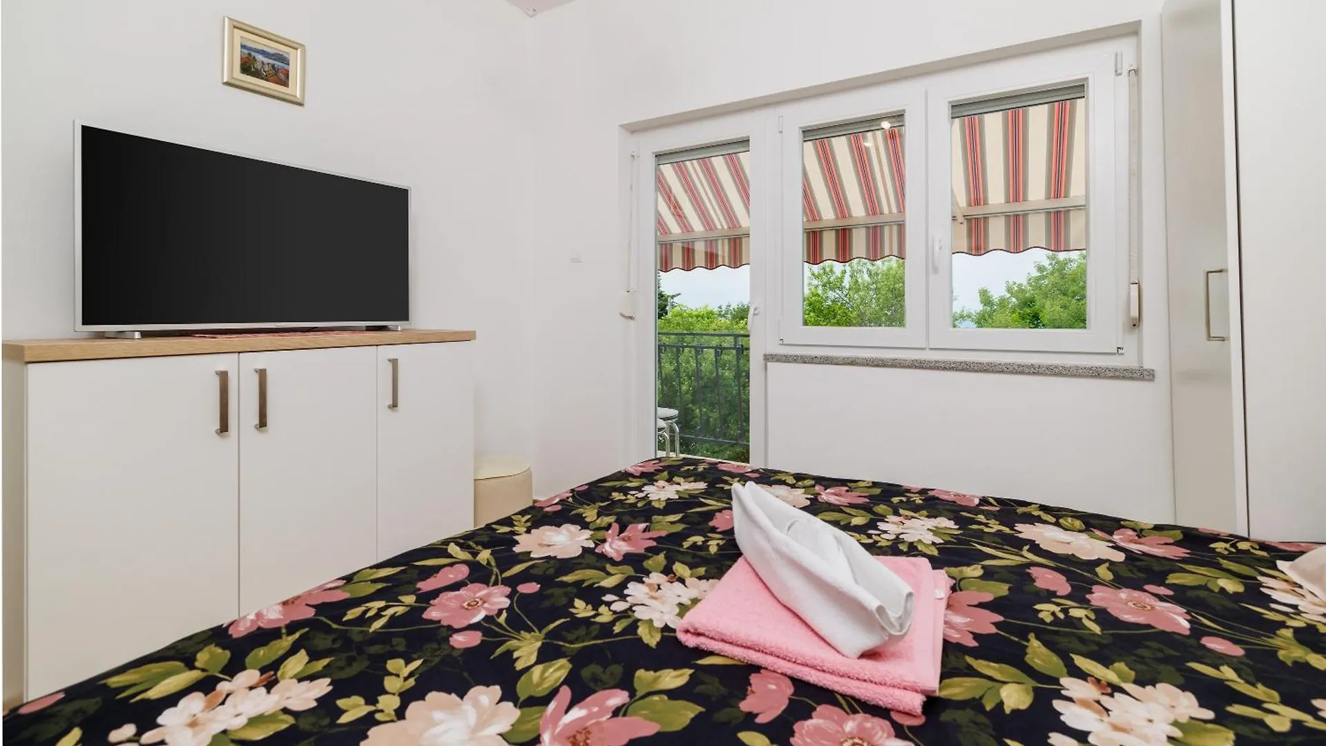 Elwira - Vacation House Klenovica Croatia